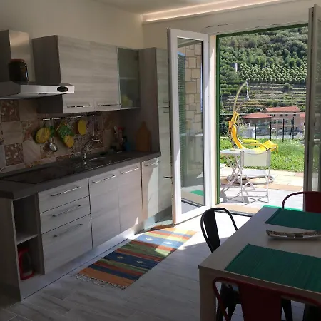 La Casa Del Mare : Cozy With Seaview And Garden فنتيميليا